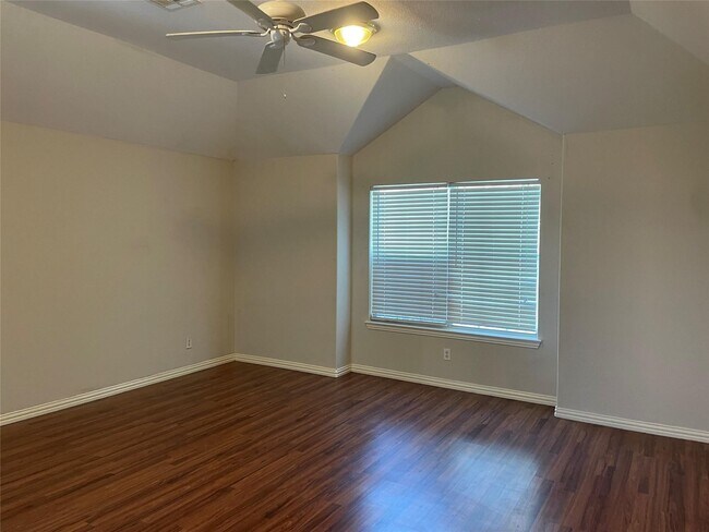 Building Photo - 12418 Sunlit Wood Way