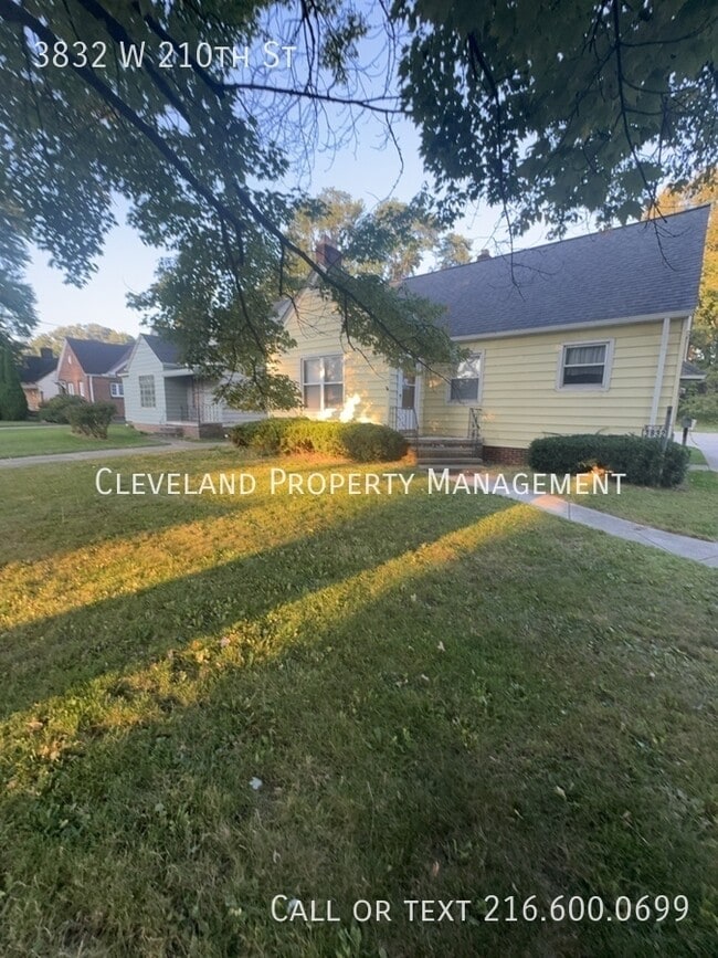 Primary Photo - 3832 W 210th St