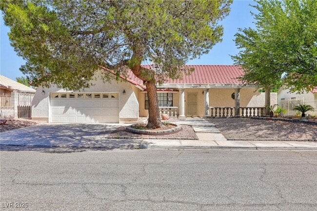 Primary Photo - 6442 W Mesa Vista Ave