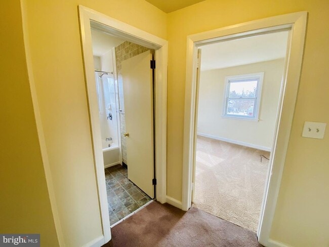 Building Photo - 131 Kentucky Ave