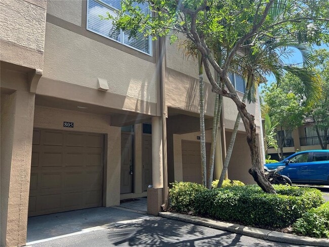 Building Photo - 805 Normandy Trace Rd