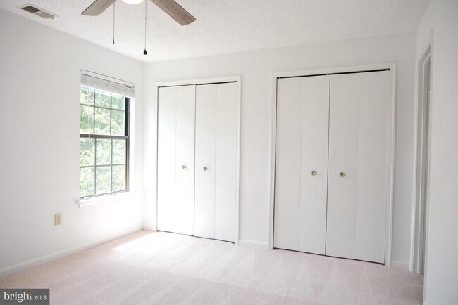 Building Photo - 6941 Mary Caroline Cir