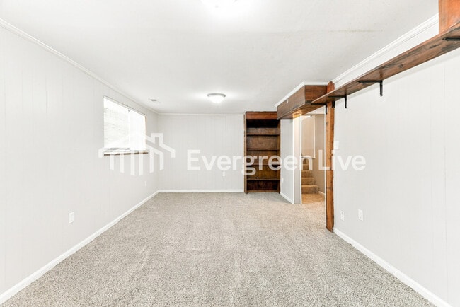 Building Photo - 1737 Molly Dr