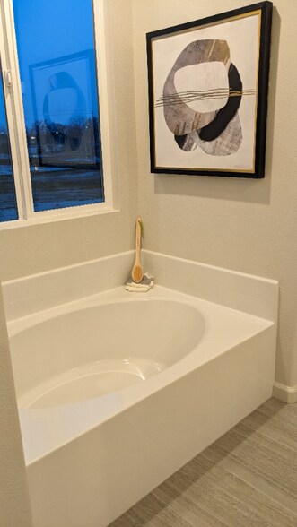 Building Photo - 10178 Ashlar Dr