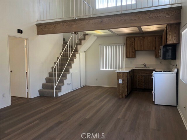 Building Photo - 16621 Dolores Ln