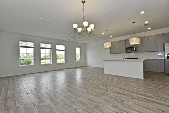 Building Photo - 720 Benoi Dr