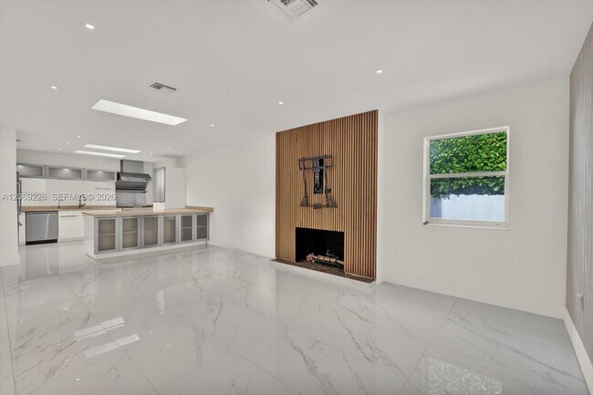 Building Photo - 1777 Daytonia Rd