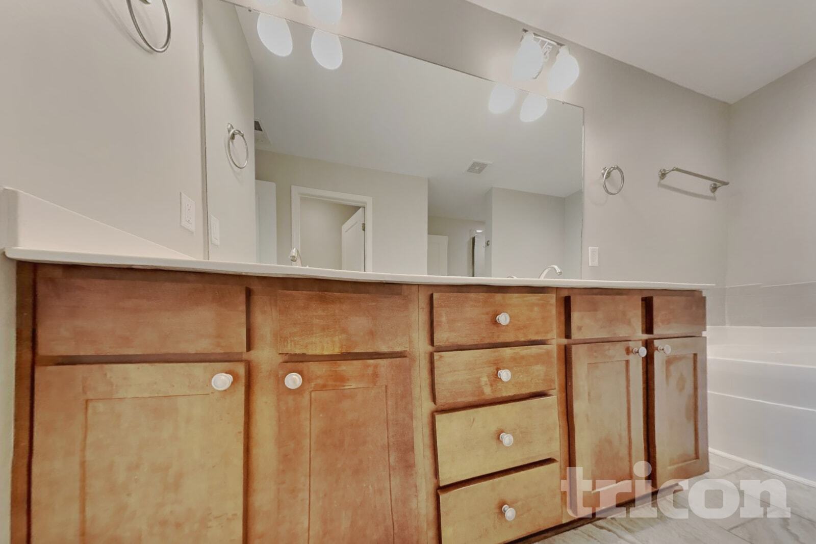 Building Photo - 512 Hickory Leaf Ct