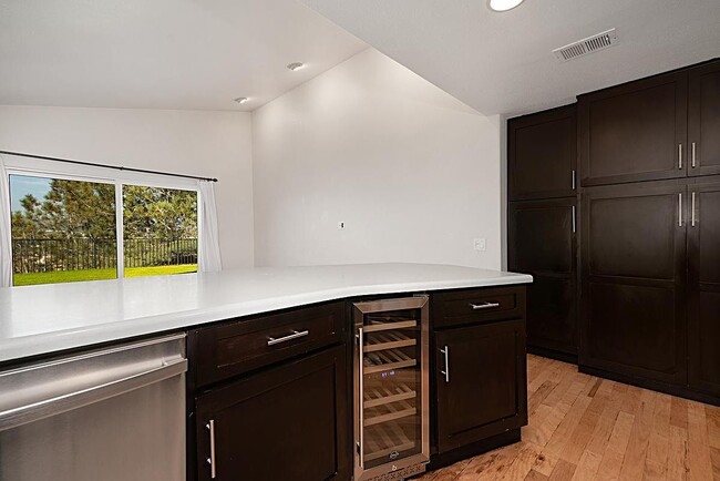 Building Photo - 1808 Avenida La Posta
