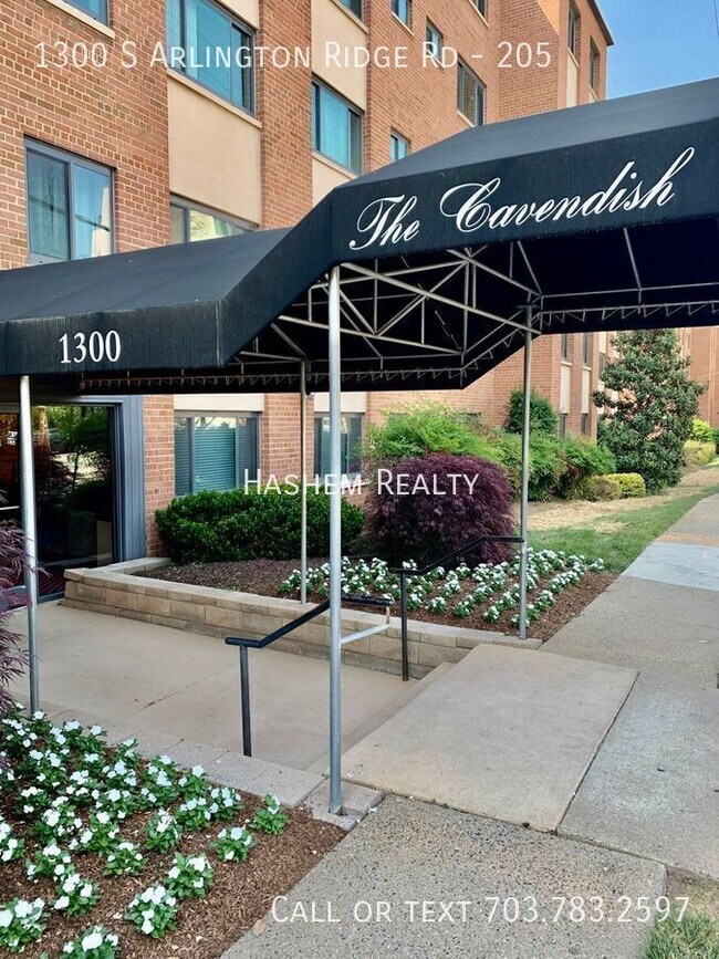 Building Photo - 1300 S Arlington Ridge Rd