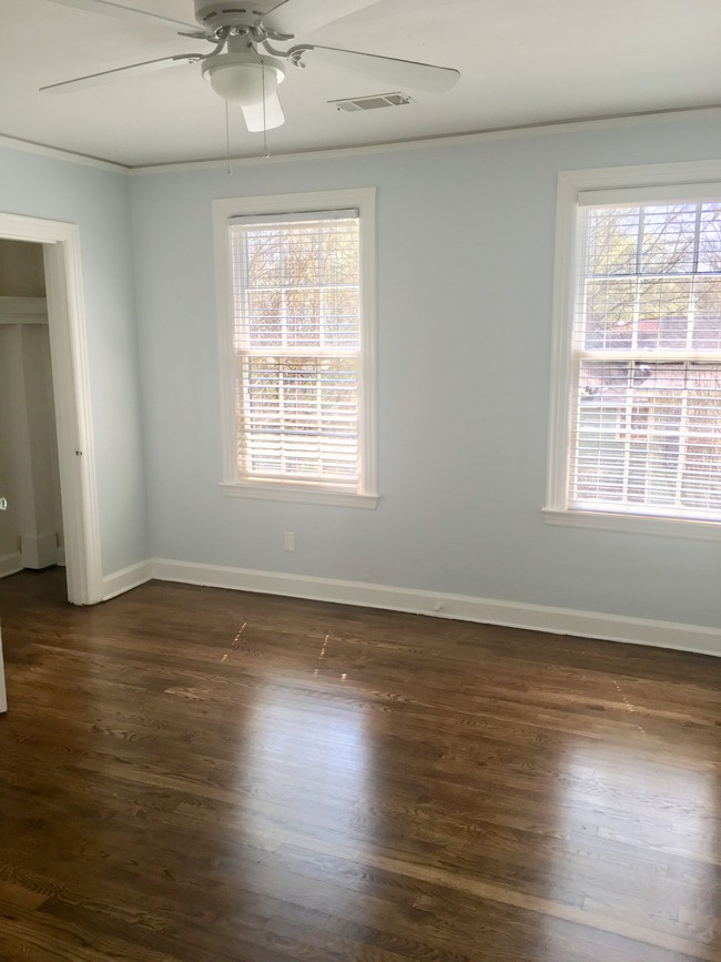 Bedroom - 2001 Center St