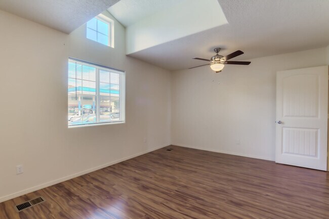 Building Photo - Tramway Townhomes