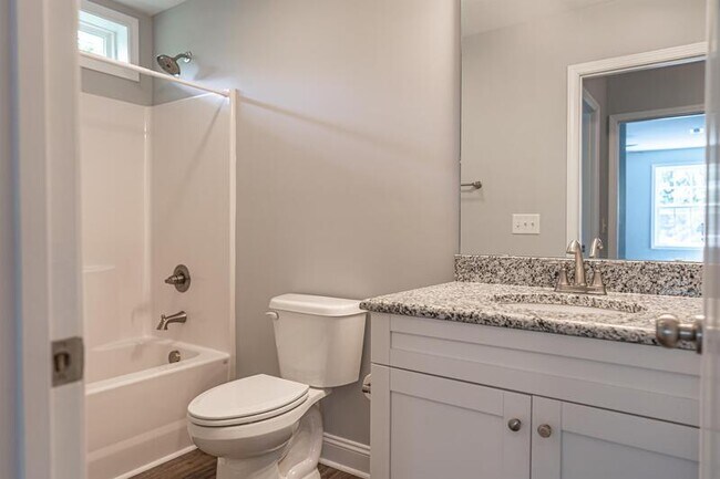 Building Photo - 1040 W Indiana Ave