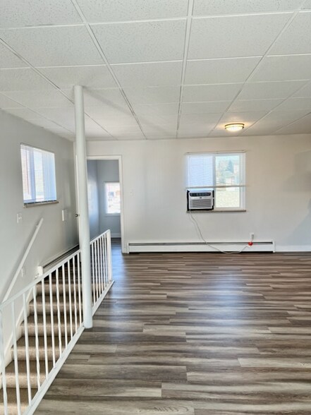 Building Photo - 1427 9th Ave