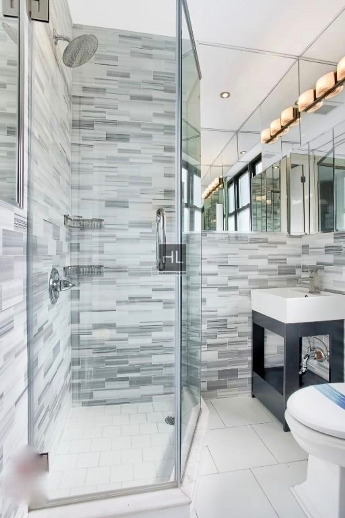 Building Photo - East 105th Street