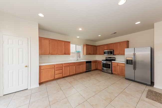 Building Photo - 1060 Indiangrass Dr