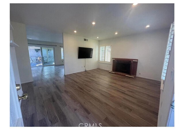 Building Photo - 2231 Lerona Ave