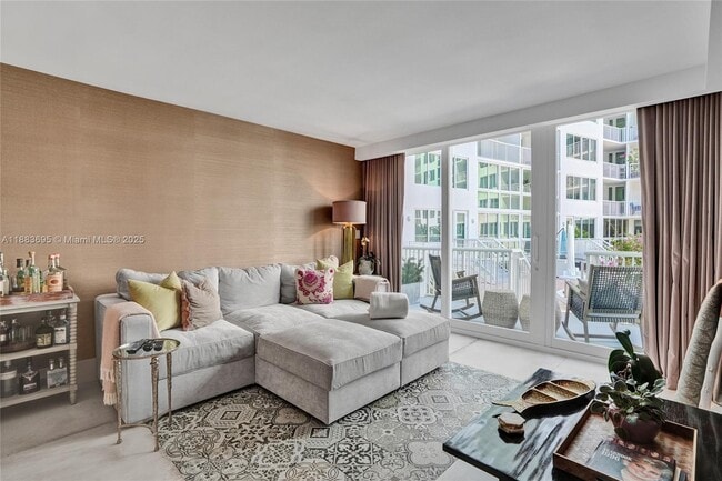 Building Photo - 5401 Collins Ave