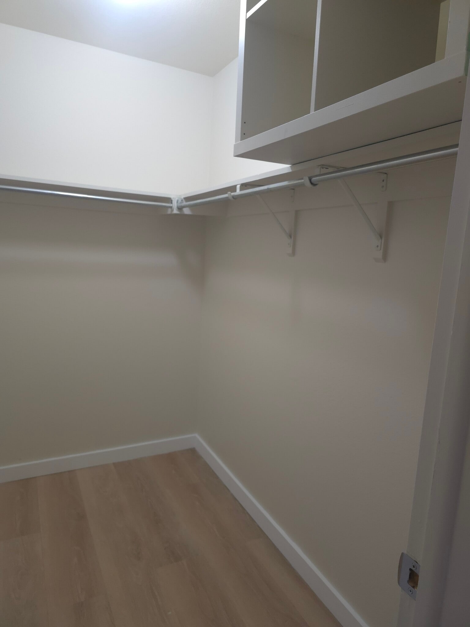 Building Photo - 8269 W Virginia Ave