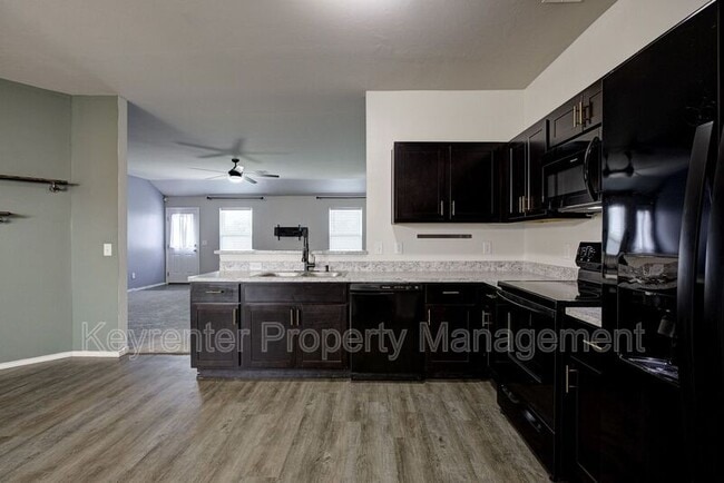 Building Photo - 10376 Cadens Trl