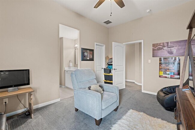 Building Photo - 7716 Aria Loop