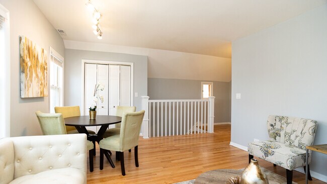 Building Photo - 3729 N Clifton Ave