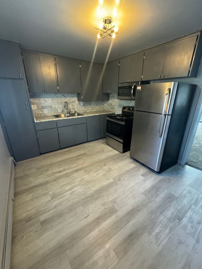 Primary Photo - Updated 2 Bedroom 2 Bathroom with Bonus room!