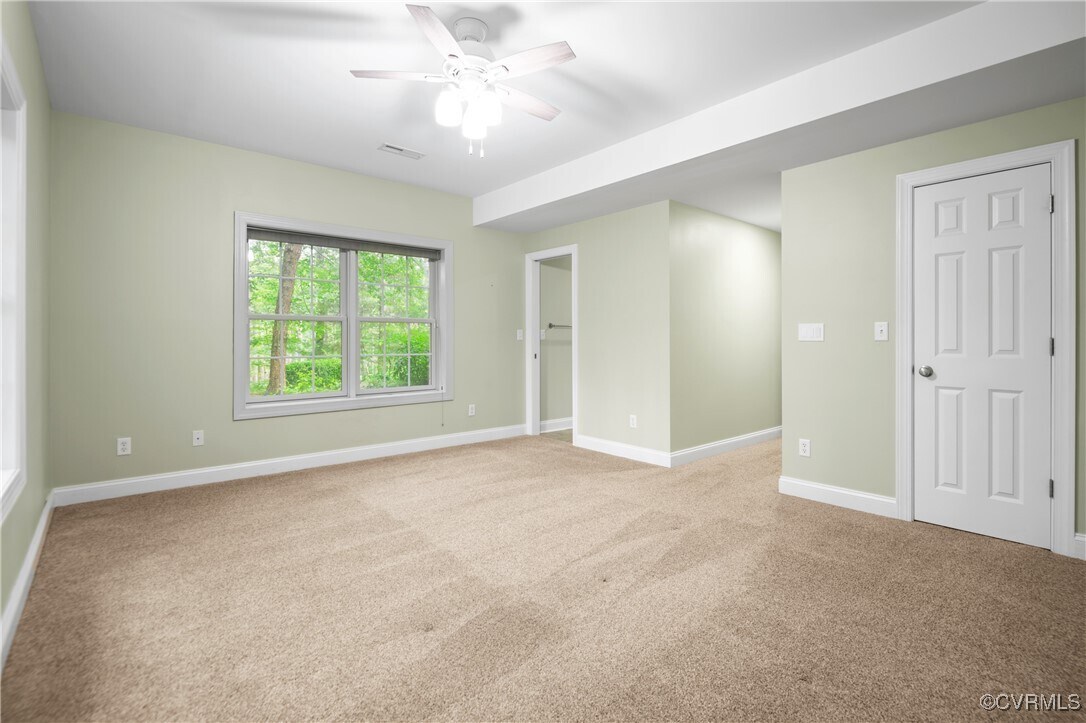 Building Photo - 11465 Pinewild Dr