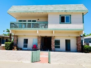 Building Photo - LIVE BY THE BEACH! 1BD/1BA OCEAN BEACH APARTMENT + PRIVATE GARAGE & LAUNDRY!!!