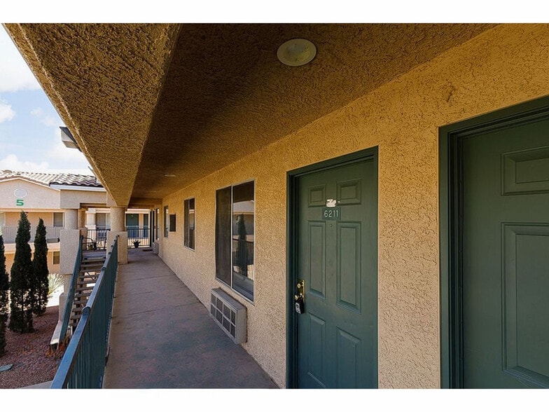 Building Photo - 100 Pulsipher Ln