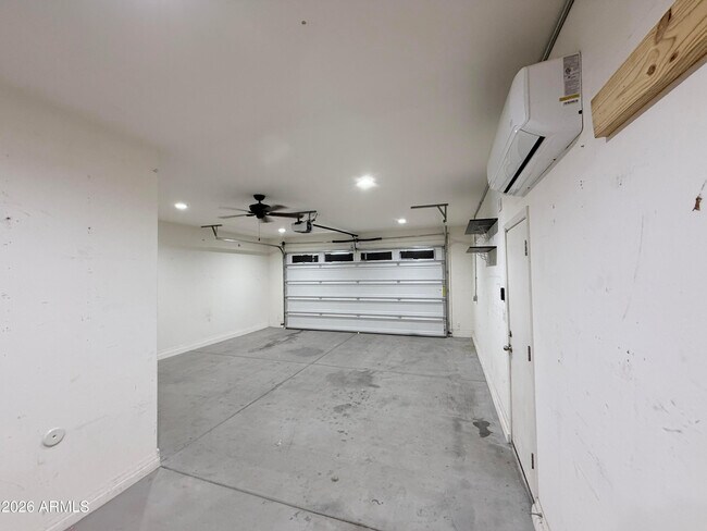 Building Photo - 13232 W Tether Trail