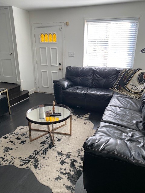 Building Photo - 4200 H St SE