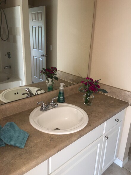 Both Bedrooms with full en suite baths - 5520 Rosehill Rd