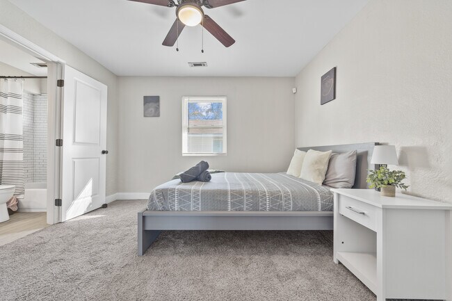 Building Photo - 76 Haygood Ave SE