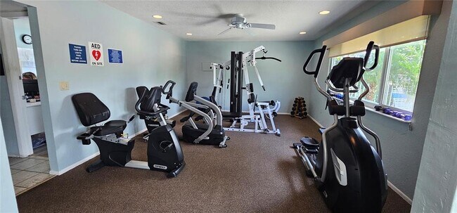 Building Photo - 2009 Riverbluff Pkwy