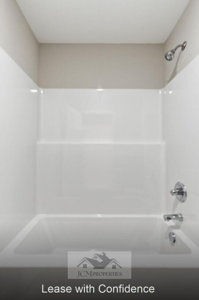 Building Photo - 113 Lambert Fld