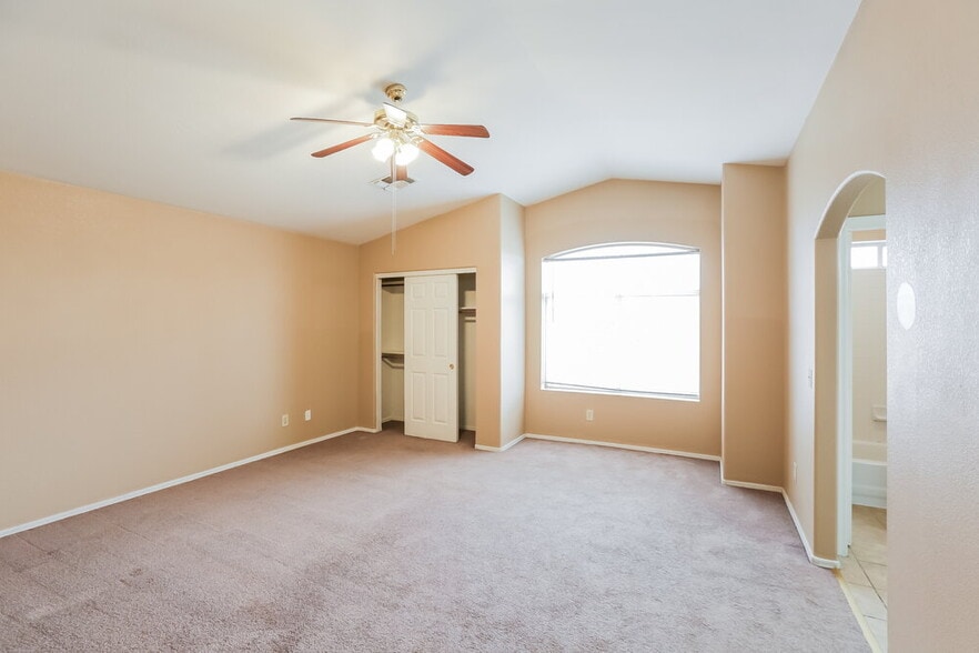 Building Photo - 7912 W Colter St