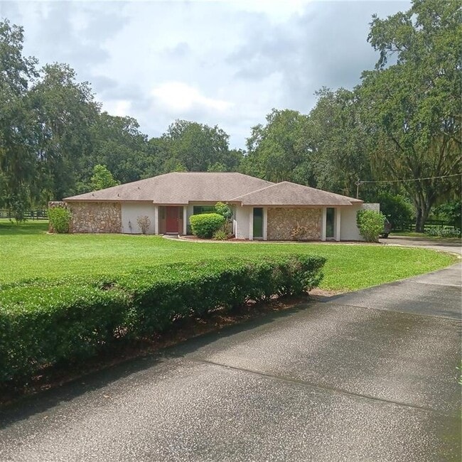 Building Photo - 1804 E Wheeler Rd