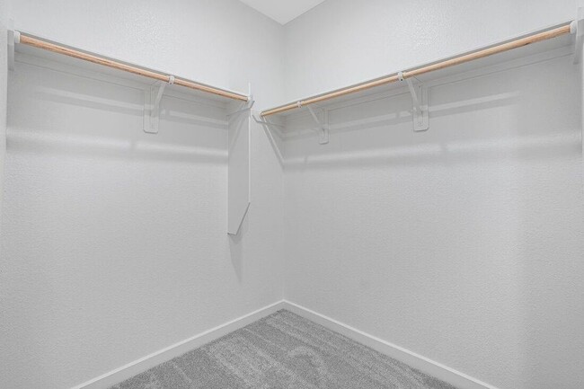 Building Photo - 9735 Bixby Crk Dr