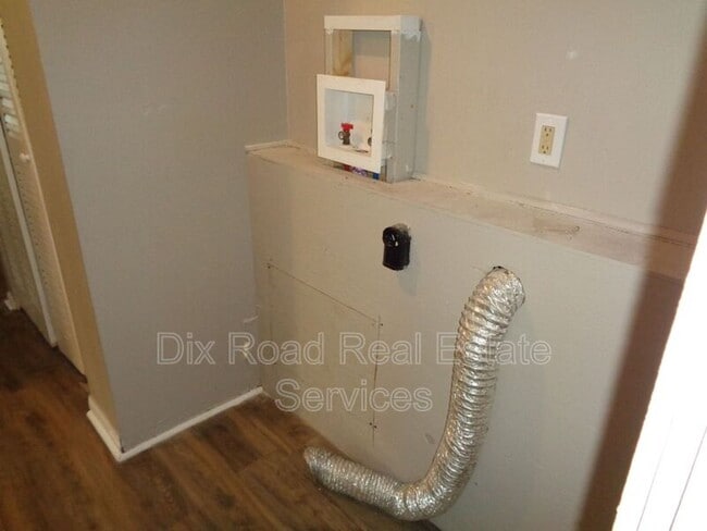 Building Photo - 4201 Brunswick Ave