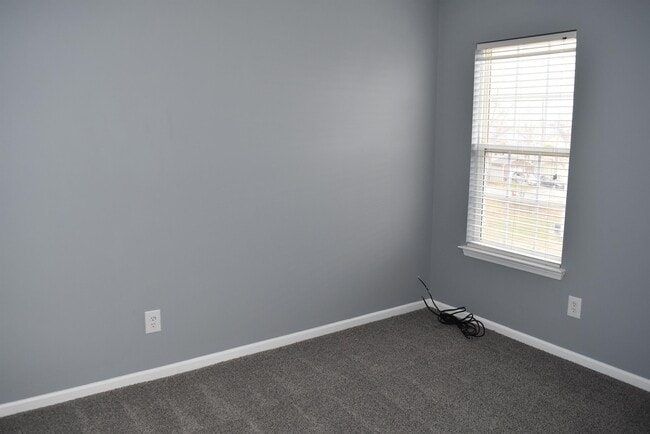 Building Photo - 3911 Hathaway Hills Dr