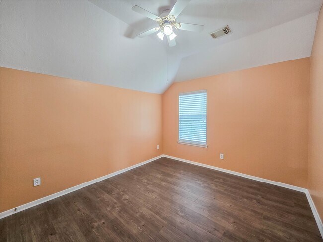 Building Photo - 7519 Lassiter Hollow Ln