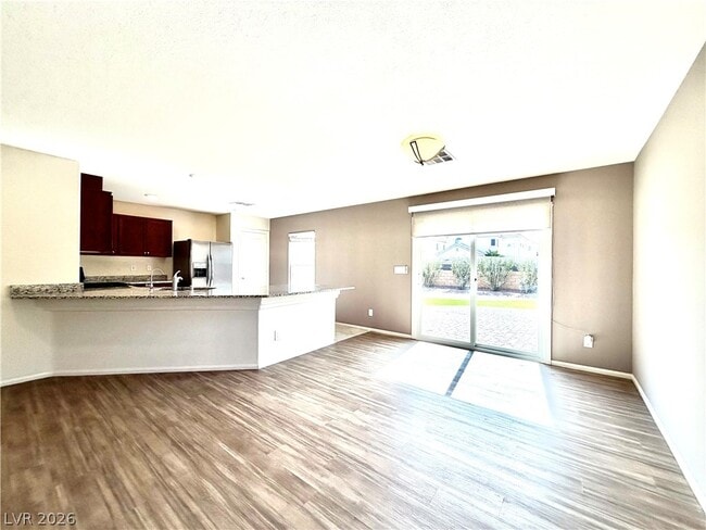 Building Photo - 7223 W Pazienza Ave