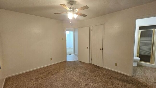 Building Photo - Beuatiful Lawndale Home - 3br 2ba