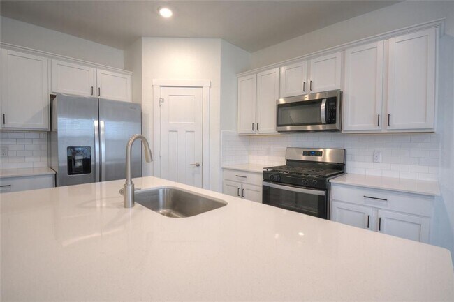 Building Photo - 1137 Tipton St