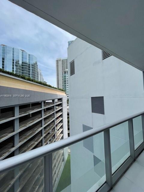 Building Photo - 1300 Brickell Bay Dr