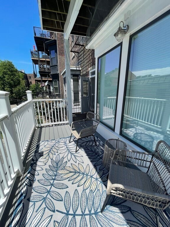 Building Photo - 471 Massachusetts Ave