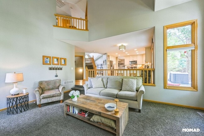 Building Photo - Stunning 4BR House in Fort Collins