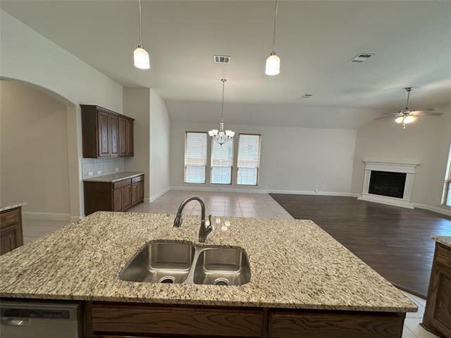 Building Photo - 8425 Chapote Rd