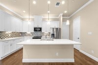 Building Photo - 2952 Sheridan Dr